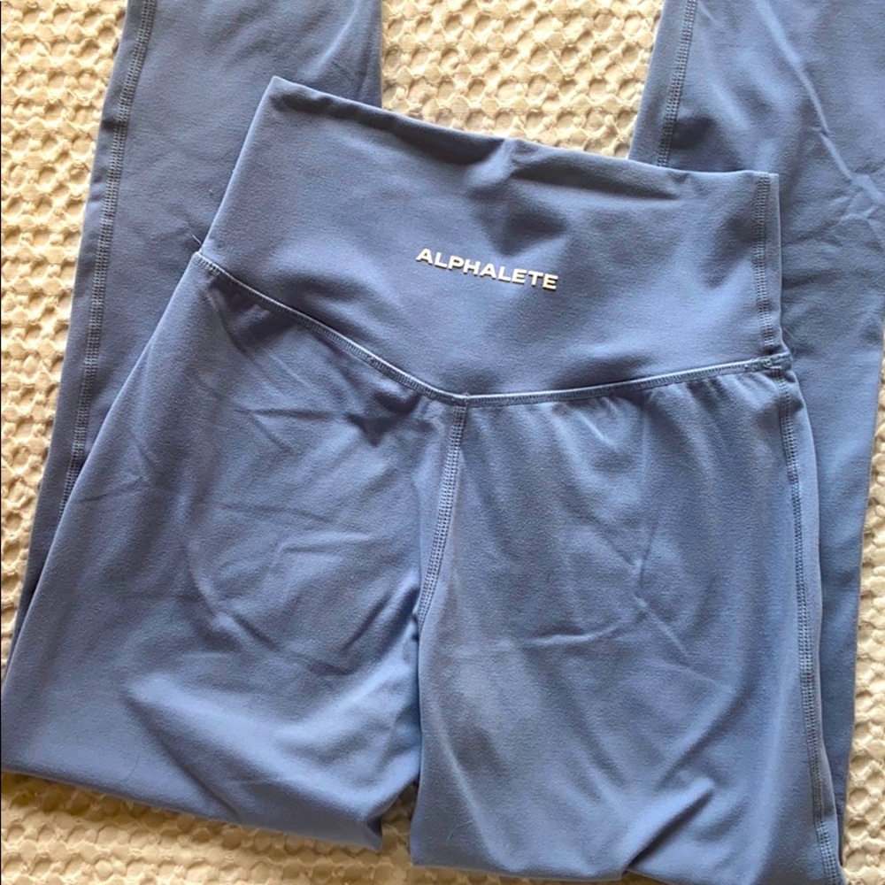 Alphalete surface path leggings